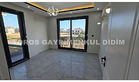 Didim efelerde merkezi konumda satılık 3+1 villa