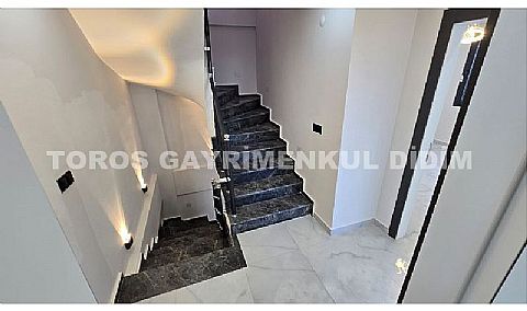 Didim efelerde merkezi konumda satılık 3+1 villa