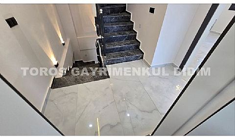 Didim efelerde merkezi konumda satılık 3+1 villa