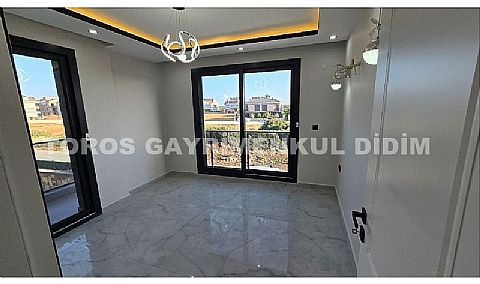 Didim efelerde merkezi konumda satılık 3+1 villa