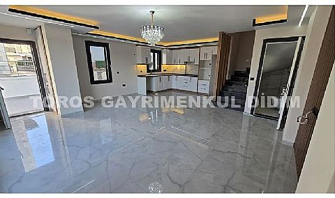 Didim efelerde merkezi konumda satılık 3+1 villa