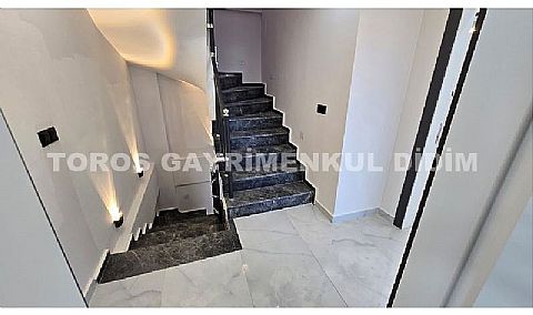 Didim efelerde merkezi konumda satılık 3+1 villa