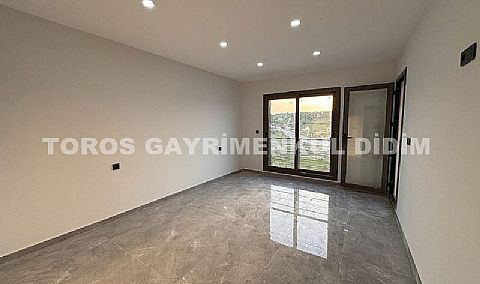Didim'de Merkezi Lokasyonda Havuzlu Sitede Daire Fiyatına Müstakil Bahçeli Yazlık Villa Satışta fiyatlar 5.500.000 liradan başlamatadır