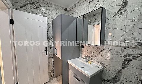 Didim'de Merkezi Lokasyonda Havuzlu Sitede Daire Fiyatına Müstakil Bahçeli Yazlık Villa Satışta fiyatlar 5.500.000 liradan başlamatadır