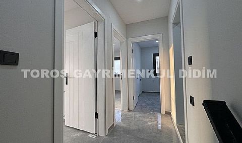 Didim'de Merkezi Lokasyonda Havuzlu Sitede Daire Fiyatına Müstakil Bahçeli Yazlık Villa Satışta fiyatlar 5.500.000 liradan başlamatadır