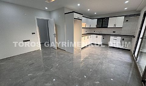Didim'de Merkezi Lokasyonda Havuzlu Sitede Daire Fiyatına Müstakil Bahçeli Yazlık Villa Satışta fiyatlar 5.500.000 liradan başlamatadır