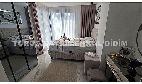 Didim Altınkum’da Plaja Yakın, Havuzlu, Otoparklı, Eşyalı Villa!