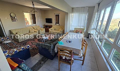 Didim Akköy, de Doğa İçinde  Satılık Deniz Manzaralı Yazlık