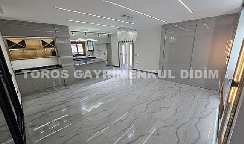 Akbük Merkezde Benzersiz Lüks Özel Havuzlu, Yerden Isıtmalı 4+1 Müstakil Villa