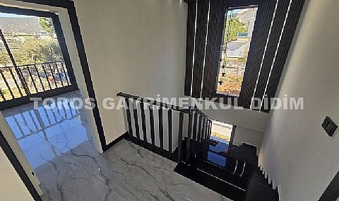 Akbük Merkezde Benzersiz Lüks Özel Havuzlu, Yerden Isıtmalı 4+1 Müstakil Villa