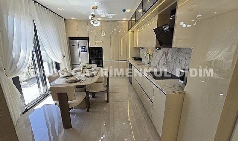 DİDİM AKBÜK 'DE SATILIK ULTRA LÜKS MÜSTAKİL VİLLA  HİÇBİR MASRAFTAN KAÇINILMAM IŞ, ÖZEL TASARIM VE FULL EŞYALI!