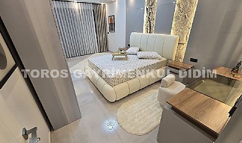 DİDİM AKBÜK 'DE SATILIK ULTRA LÜKS MÜSTAKİL VİLLA  HİÇBİR MASRAFTAN KAÇINILMAM IŞ, ÖZEL TASARIM VE FULL EŞYALI!
