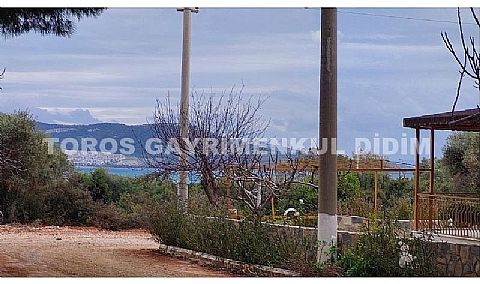 Didim Akbük,de  Denize  300 MT Yürüme  Mesafesinde Satılık Villa 