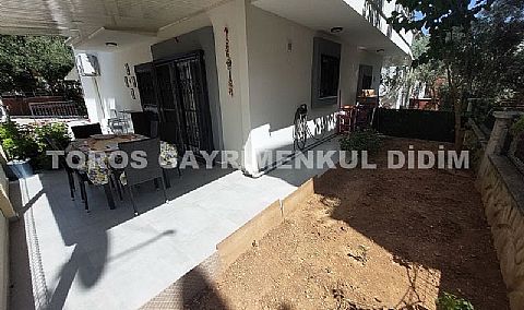 Didim Akbük,de  Denize  300 MT Yürüme  Mesafesinde Satılık Villa 