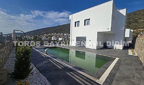 Didim Akbük'te 500 m2 arsa içinde Satılık Müstakil 4+1 Villa 