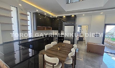Didim Akbük'te 500 m2 arsa içinde Satılık Müstakil 4+1 Villa 
