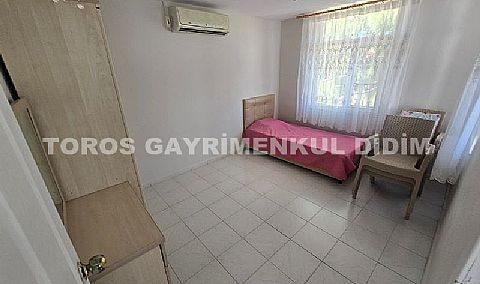 Didim Akbük'te Denize Yakın, 430 m² Bahçeli Tam Müstakil Satılık Villa!