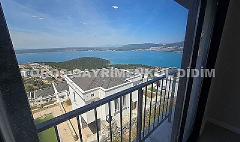 Didim Akbükte  full deniz ve doğa manzaralı satılık müstakil villa
