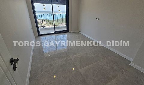 Didim Akbükte  full deniz ve doğa manzaralı satılık müstakil villa
