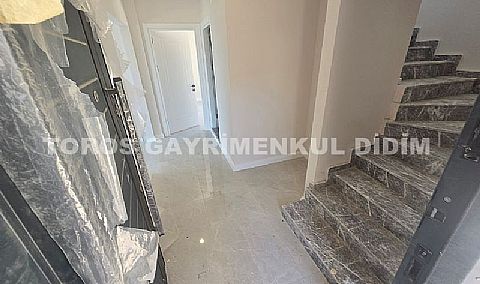 Didim Akbükte  full deniz ve doğa manzaralı satılık müstakil villa