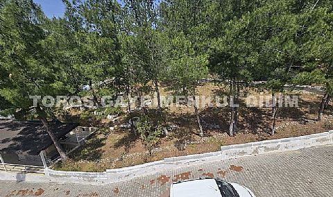 Didim  Akbükte plaja 300 mt mesafede satılık yazlık 