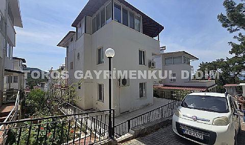 Didim  Akbükte plaja 300 mt mesafede satılık yazlık 