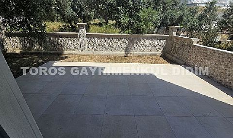 Didim Akbükte satılık 3+1 geniş bahçeli yazlık villa