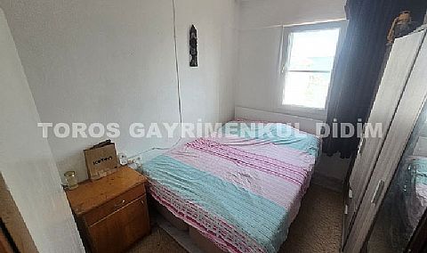 Didim akbükte site içerisinde geniş bahçeli denize yakın konumda satılık yazlık villa