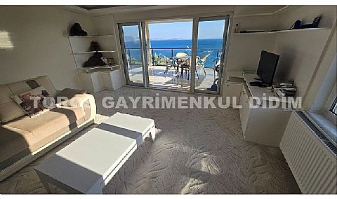 Didim Altınkumda Denize Sıfır Villa Tadında Satılık Dubleks Daire