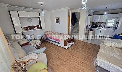 Didim Altınkumda plaja 600 mt mesafede satılık 5+1 yazlık villa 