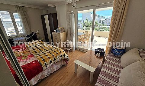 Didim Altınkumda plaja 600 mt mesafede satılık 5+1 yazlık villa 