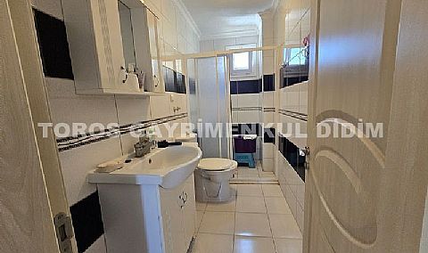 Didim Altınkumda plaja 600 mt mesafede satılık 5+1 yazlık villa 