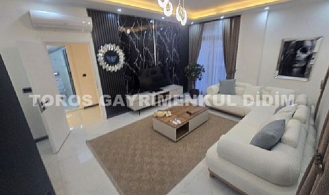 Didim Çamlık`ta Havuzlu Eşyalı Satılık Lüks Sıfır Villa