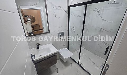 Didim Çamlık`ta Havuzlu Eşyalı Satılık Lüks Sıfır Villa