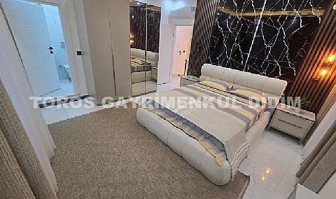 Didim Çamlık`ta Havuzlu Eşyalı Satılık Lüks Sıfır Villa