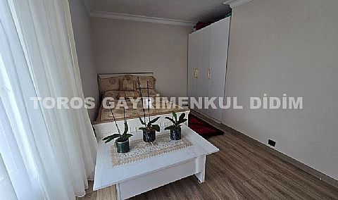 Didim Efeler de Asansörlü Binada Bölgenin En Büyük Dubleks Dairesi