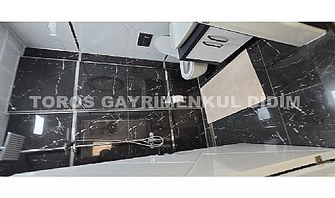 Didim efeler de satılık 3+1 ful Eşyalı Açılır Kapanır  Kış Bahçeli  ve Teraslı Villa