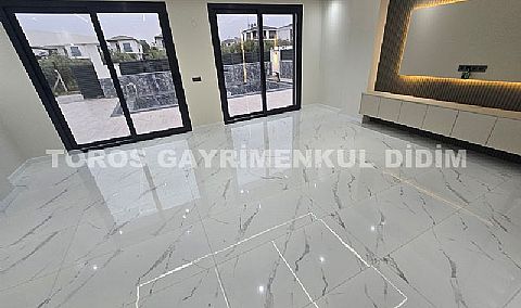 Didim efeler mahallesinde 303 m2 arsa üzerine kurulu satılık villa