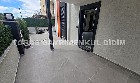 Didim Efeler Mahallesi’nde  Havuzlu Sıfır Villa 