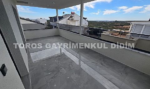 Didim Efeler Mahallesi’nde  Havuzlu Sıfır Villa 