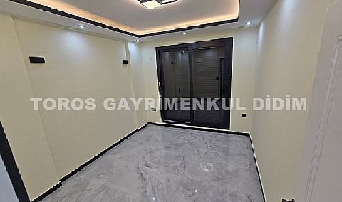 Didim Efeler Mahallesi’nde  Havuzlu Sıfır Villa 