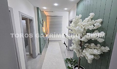 Didim Efeler Mahallesi’nde Köşe Konumlu, Tam Müstakil, Havuzlu Villa 