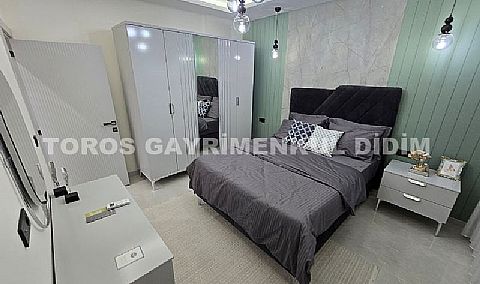 Didim Efeler Mahallesi’nde Köşe Konumlu, Tam Müstakil, Havuzlu Villa 