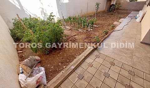 Didim Efelerde 2+1 Ayrı Mutfak Ters Dubleks Daire