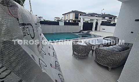 Didim efelerde 300 m2 arsa üzerine kurulu eşyalı satılık villa