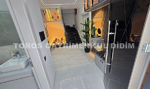 Didim efelerde 300 m2 arsa üzerine kurulu eşyalı satılık villa