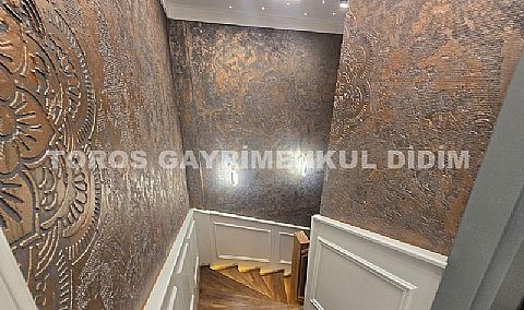Didim Efelerde 313m2 arsa üzerine kurulu özel eşyalı satılık villa 
