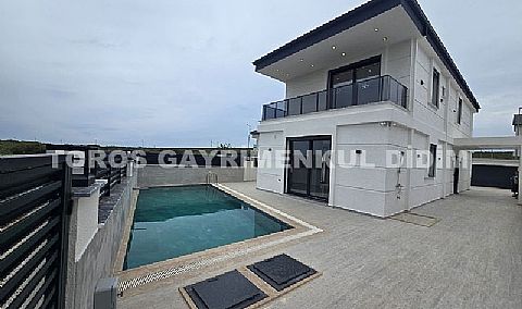 Didim efelerde 327 m2 arsa üzerine kurulu satılık müstakil villa