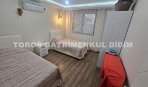 Didim efelerde 3+1 eşyalı satılık havuzlu villa tripleks 