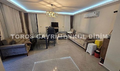 Didim efelerde 3+1 eşyalı satılık havuzlu villa tripleks 